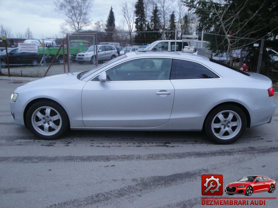 Aripa fata audi a5 2009