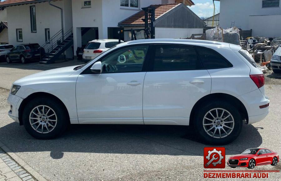 Baie ulei cutie audi q5 2012